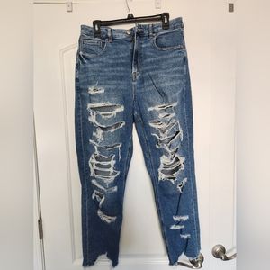 American Eagle Curvy Mom Jean